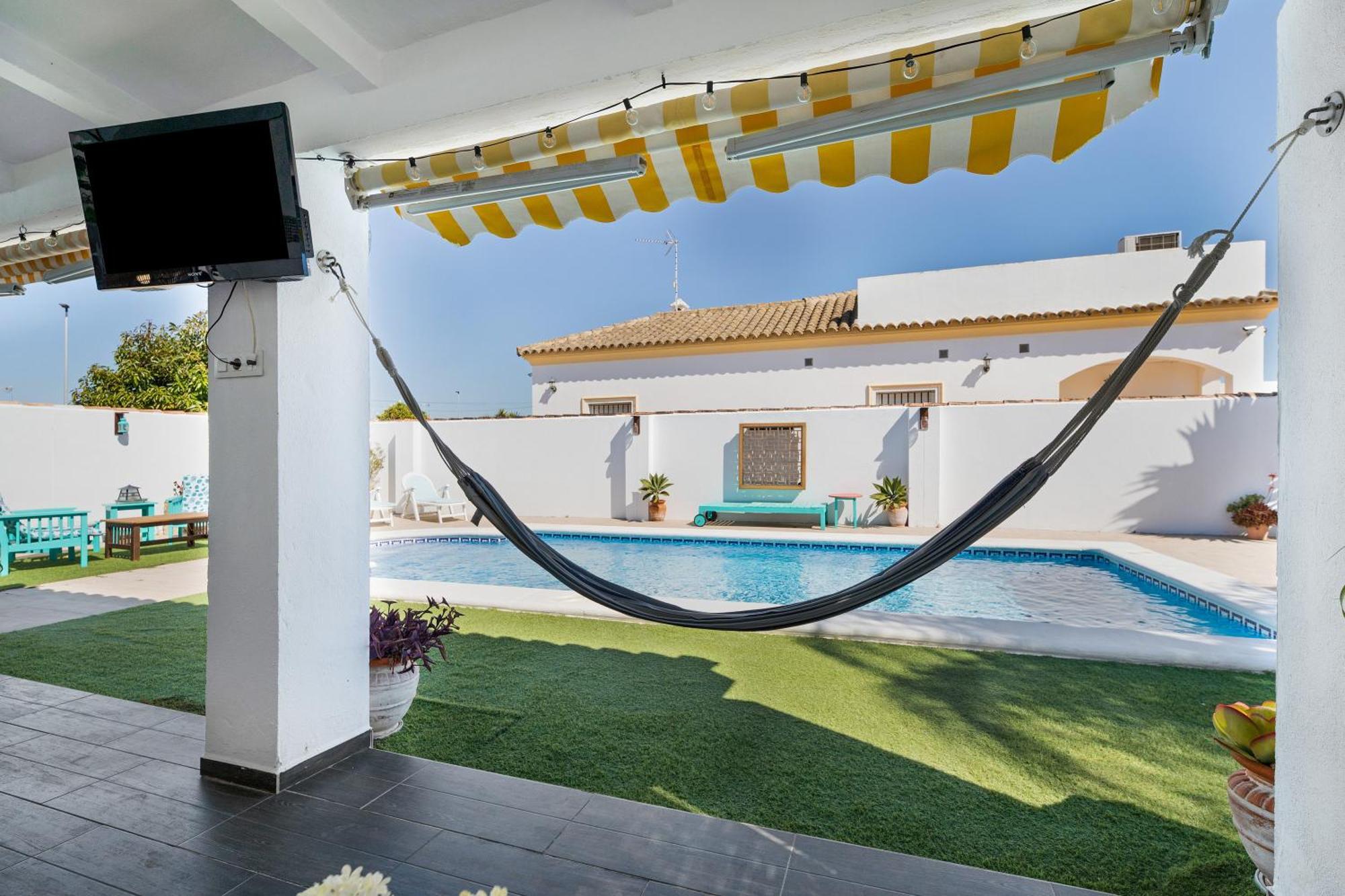 Casa Las Golondrinas-Solo Familias Chiclana de la Frontera Exterior photo